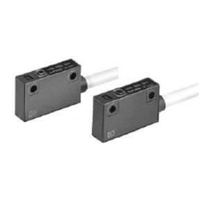 Solid state auto switch – D-P5DWBL (illustrative image)